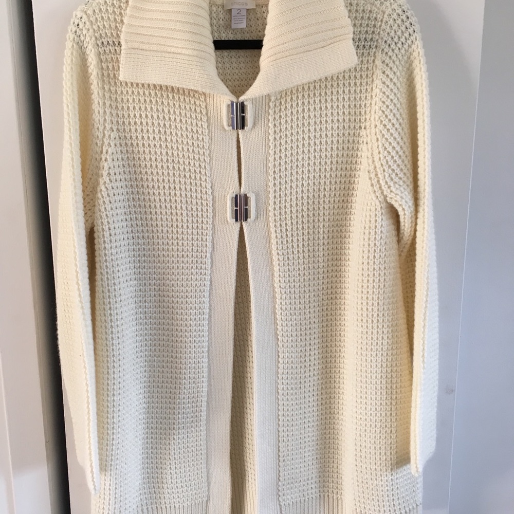 Chico’s Ivory Cream Wool Blend Long Cardigan Two Metal Clasp Size 2 Large EUC